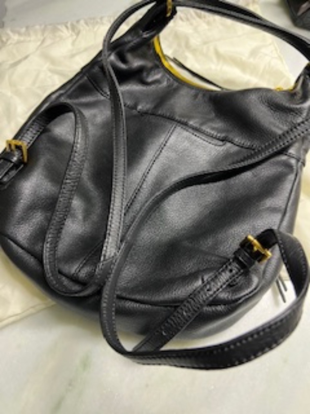HOBO Merrin convertible shoulder/backpack - Picture 7 of 7